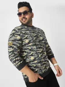 Urbano Plus Men Camouflage Print Sweatshirt