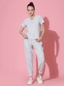 Oomph! Printed Round Neck T-shirt And Joggers Co-Ords