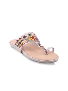 Metro Ethnic Embroidered One Toe Flats