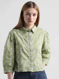 ONLY Uex Onltilde Boxy Ethnic Motifs Self Design Cut-Out Detail Pure Cotton Casual Shirt