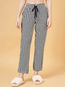 Dreamz by Pantaloons Women Checked Cotton Straight Lounge Pants