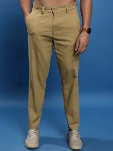 HIGHLANDER Men Beige Regular Fit Mid-Rise Chinos Trousers