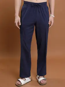 HIGHLANDER Men Mid-Rise Clean Look No Fade Cotton Jeans