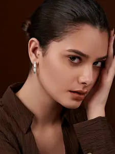 MINUTIAE Silver-Plated Geometric Hoop Earrings