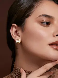 MINUTIAE Gold-Plated Geometric Studs Earrings