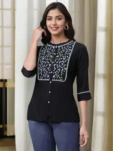 AURELIA Floral Embroidered Straight Kurti