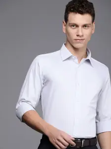 Raymond Slim Fit Opaque Pure Cotton Formal Shirt