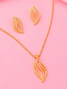 Estele Gold Plated Leaf Designer Necklace Set