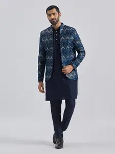 VASTRAMAY Mandarin Collar Straight Kurta with Pyjamas & Jacket