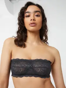 Ardene Floral Lace Full Coverage Seamless Non Padded Bandeau Bra With All Day Comfort