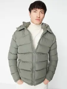 Trendyol Hooded Puffer Jacket With Faux Fur Trim
