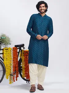 KISAH Checked Mandarin Collar Kurta With Patiala