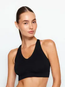 Trendyol Full Coverage Lightly Padded Workout Bra With All Day Comfort