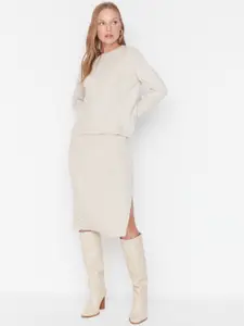 Trendyol Self Design Sweatshirt With Skirt