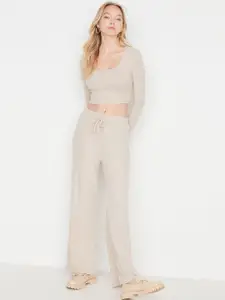Trendyol Scoop Neck Crop Top With Trouser