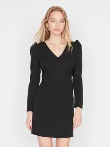 Trendyol V-Neck Regular Sleeves A-Line Mini Dress