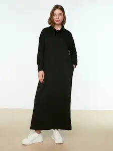 Trendyol Mock Neck A-Line Maxi Dress