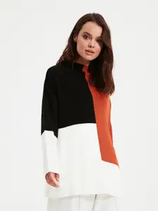 Trendyol Colourblocked Acrylic Longline Pullover