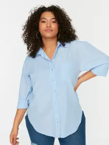 Trendyol Plus Size Spread Collar Opaque Casual Shirt