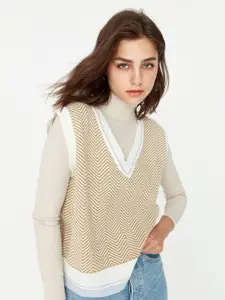 Trendyol Striped Crop Sweater Vest