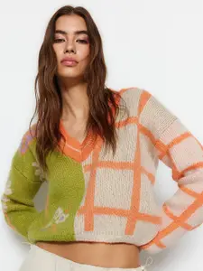 Trendyol Colourblocked V-Neck Crop Pullover