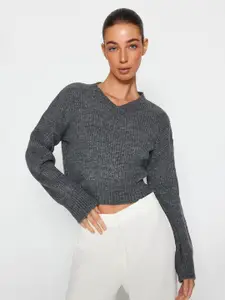 Trendyol Ribbed V-Neck Long Sleeves Crop Pullover Sweaters