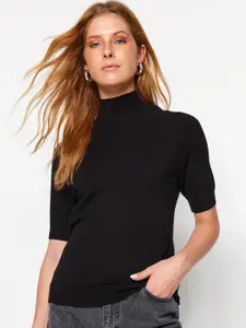 Trendyol High Neck Fitted Top