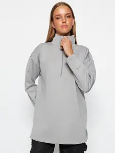 Trendyol High Neck Pullover Sweatshirt