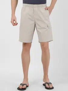 t-base Men Mid-Rise Cotton Shorts