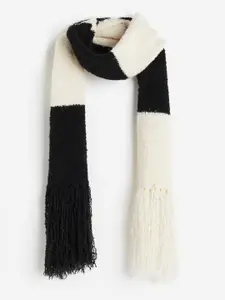 H&M Women Boucl scarf