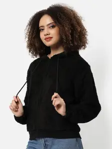 Campus Sutra Cotton Hooded Sweatshirt