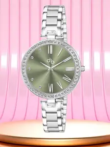 DressBerry Women Green Embellished Dial Bracelet Style Straps Analogue Watch HOBDB-188-SL