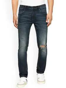 Pepe Jeans Men Slim Fit Low Rise Mildly Distressed Light Fade Stretchable Jeans