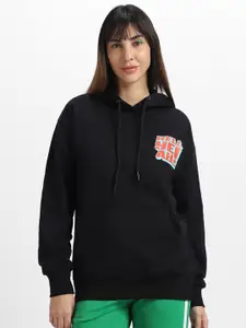 JUNEBERRY Typography Printed Hooded Fleece Pullover Sweatshirt