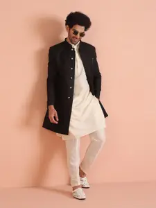KISAH Men Mandarin Collar Kurta & Indowestern Sherwani With Churidar