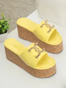 madam glorious Open Toe Flatform Heels Wuth Western Embellished