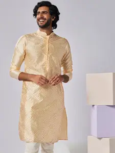 KISAH Geometric Printed Mandarin Collar Kurta