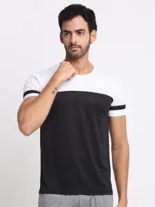 Invincible Colourblocked Round Neck Short Sleeves Rapid-Dry Slim Fit T-shirt