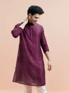 KISAH Men Solid Textured Regular Fit Abstract Print Kurta