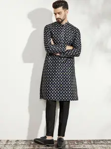 KISAH Ethnic Motifs Printed Mandarin Collar Thread Work Kurta