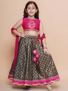 Bitiya by Bhama Girls Embroidered Gotta Patti Ready to Wear Lehenga & Blouse With Dupatta
