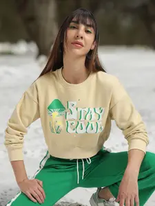 JUNEBERRY Typography Printed Crew Neck Fleece Cropped Pullover Sweatshirt