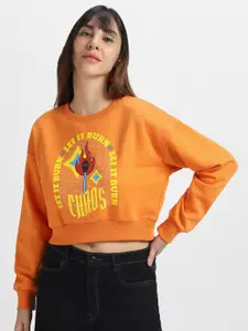 JUNEBERRY Typography Printed Crop Pullover Sweatshirt