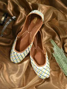 Anouk White & Yellow Embroidered Round Toe Mojaris