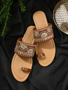 PANAHI Embroidered Ethnic One Toe Flats