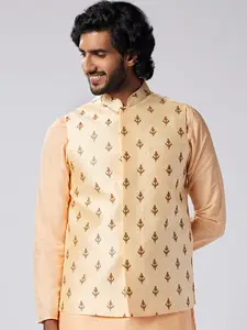 KISAH Embroidered Woven Nehru Jacket