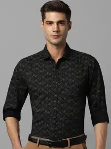 Allen Solly Custom Slim Fit Abstract Printed Spread Collar Long Sleeve Cotton Formal Shirt