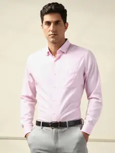 Peter England Elite Slim Fit Opaque Self Design Pure Cotton Formal Shirt