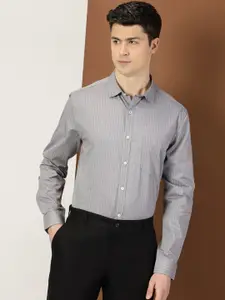 INVICTUS Original Slim Fit Striped Printed Spread Collar Cotton Formal Shirt