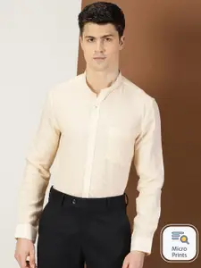 INVICTUS Original Slim Fit Stripes Spread Collar Cotton Formal Shirt